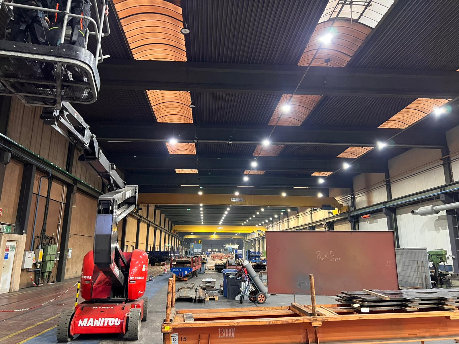 Auslegung von Licht für Gewerbe und Industrie: Effizienz, Sicherheit und Nachhaltigkeit